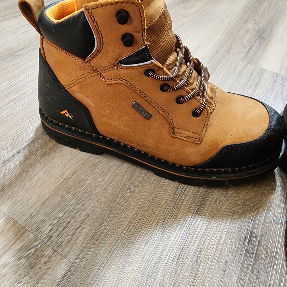 Men's RIDEGCUT Brown Work Boots with Black Toe - Picture 2 of 6
